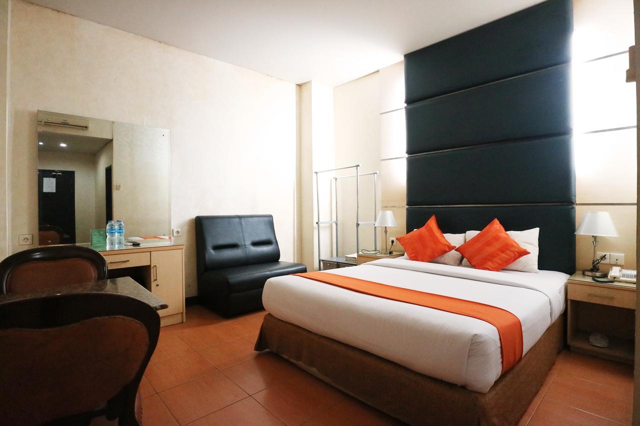 Mirah Hotel Jakarta Extérieur photo