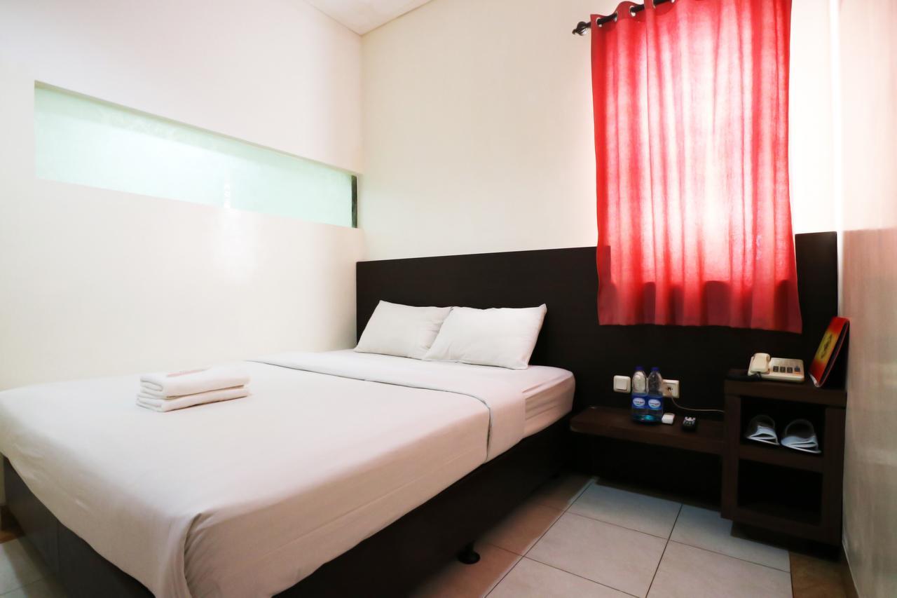 Mirah Hotel Jakarta Extérieur photo